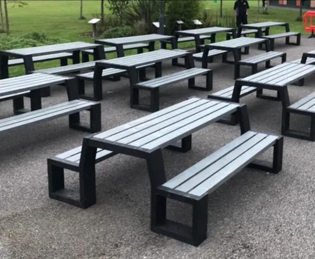 Mesas de madera Plastica