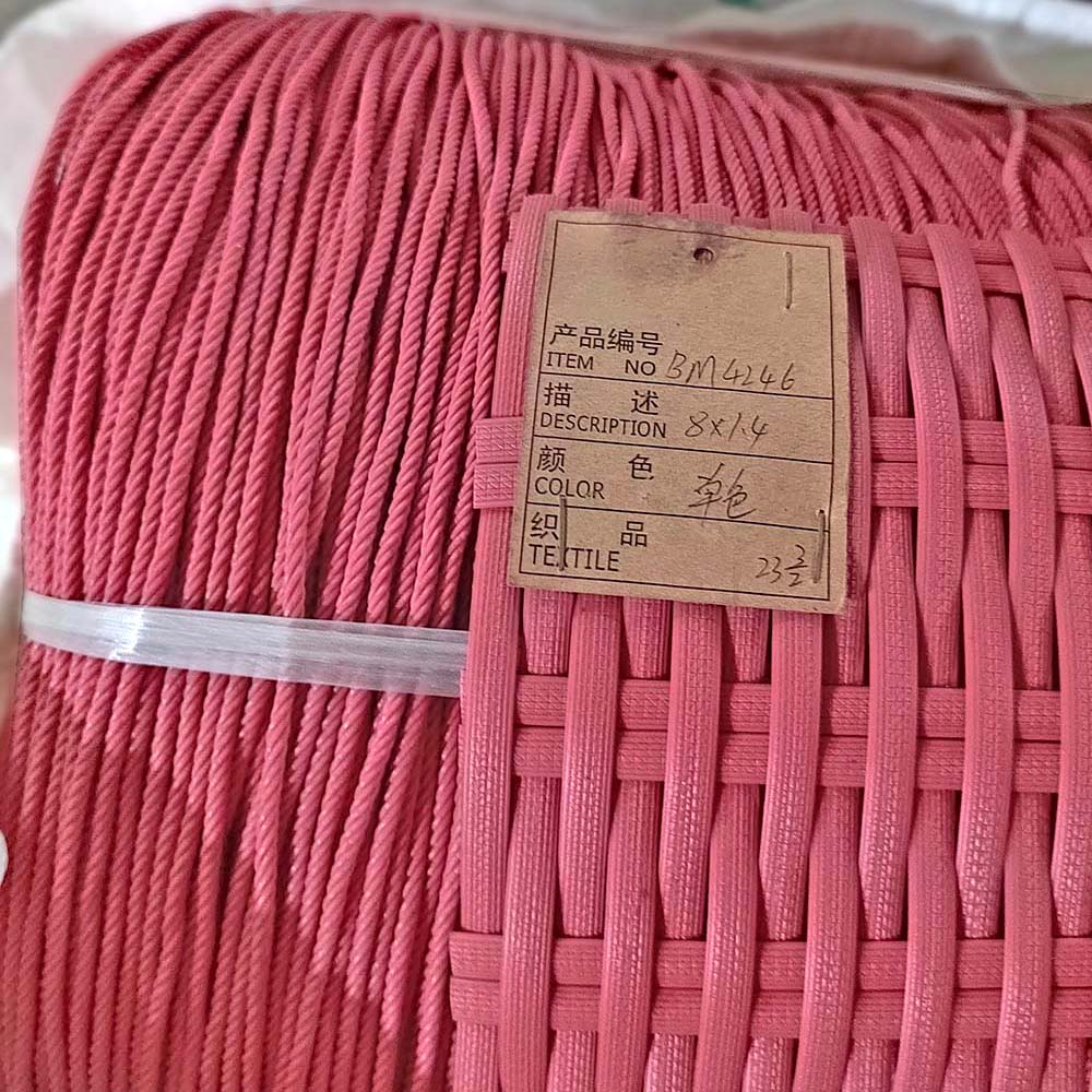 Muestra personalizada de ratán sintético BM4246